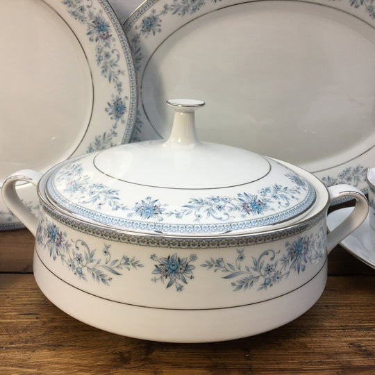 Noritake "Blue Hill (2482)"