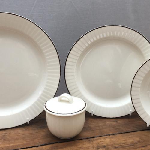 Poterie Poole « Ridgeway (Marron) »