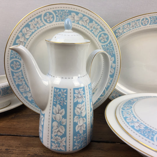 Royal Doulton "Hampton Court (TC1020)"