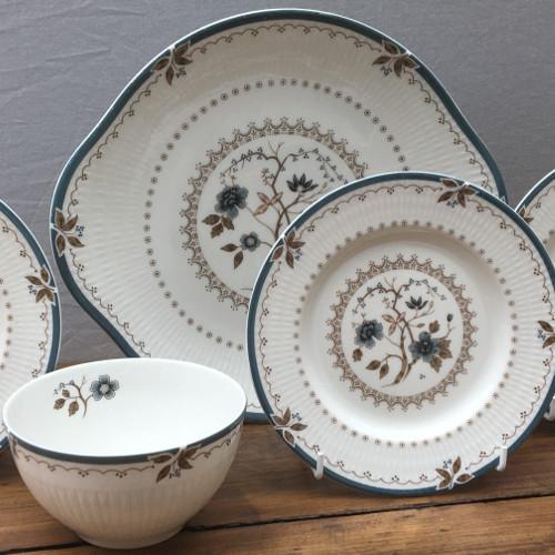 Royal Doulton "Old Colony (TC1005)"