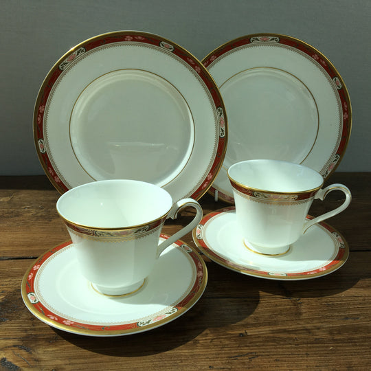 Royal Doulton "Sandon (H5172)"