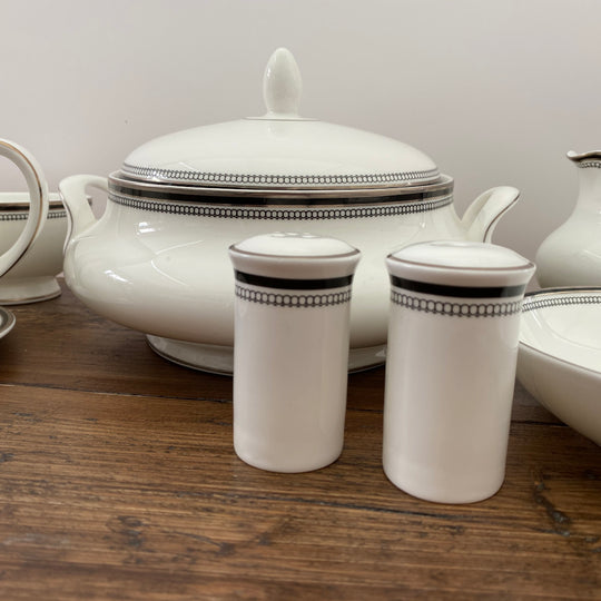 Royal Doulton "Sarabande"