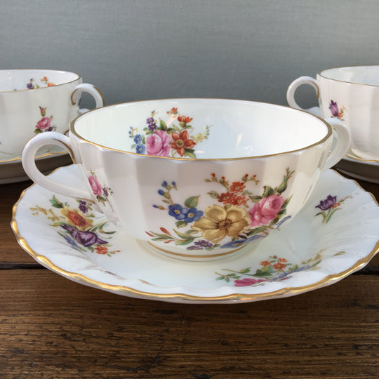 Royal Worcester "Roanoke (Z2827)"