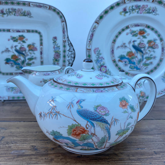 Wedgwood « Grue Kutani (garniture marron) »