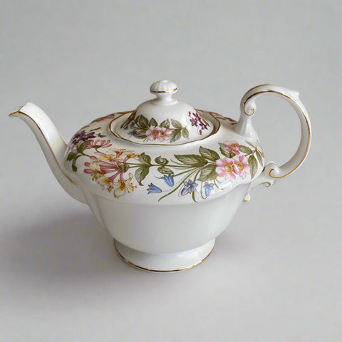 Paragon Country Lane 2 Pint Teapot