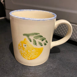 Poole Pottery « Dorset Fruit » Tasse à face droite (pommes) - RARE