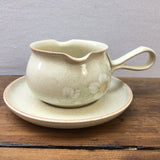 Denby Daybreak Sauce Dish (Double Lip) with Stand