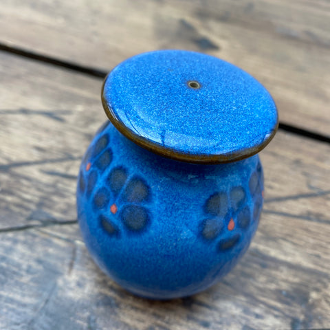 Denby Midnight Salt Pot - Smooth Domed Top