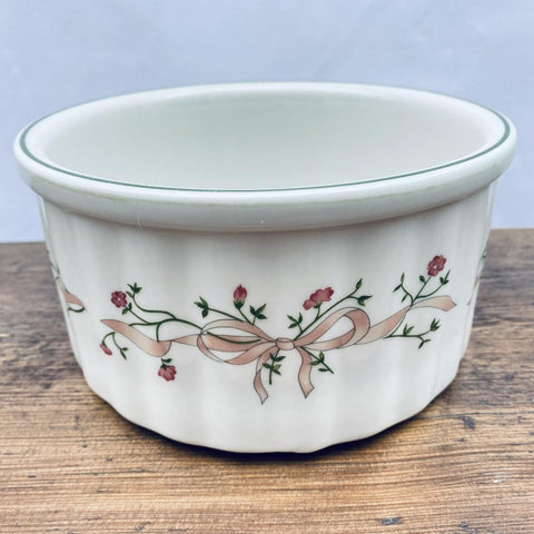 Johnson Bros Eternal Beau 2 Pint Souffle Dish