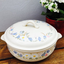 Poole Pottery Springtime Lidded Serving Dish, 2.75 Pints, Lugged
