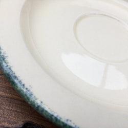 Poole Pottery Soucoupe à thé « Vineyard », 6"