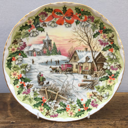 Royal Albert The Coaching Inn Plate - Christmas 1994