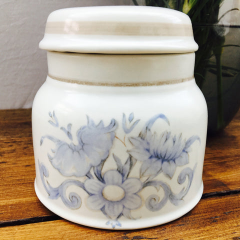 Royal Doulton Inspiration Lidded Sugar