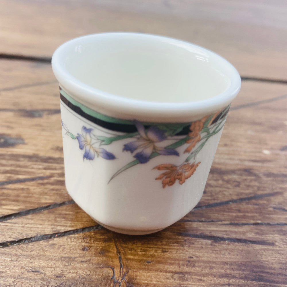 Royal Doulton "Juno" Egg Cup MrPottery