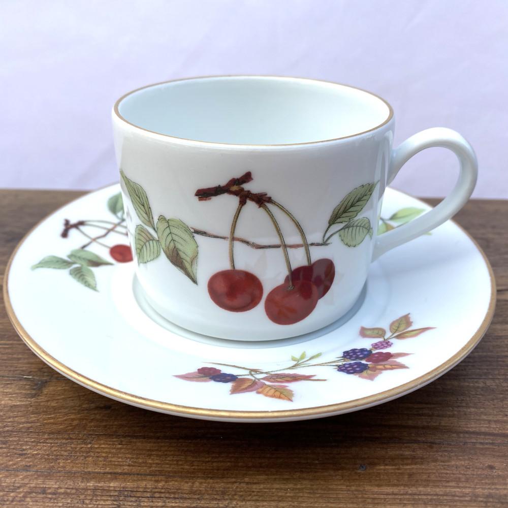 Royal worcester cheap tea cup