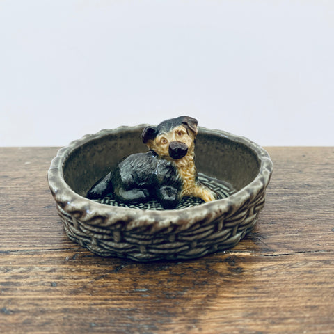Wade Whimsies Alsatian in Basket