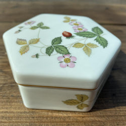 Wedgwood Wild Strawberry Hexagonal Trinket Box