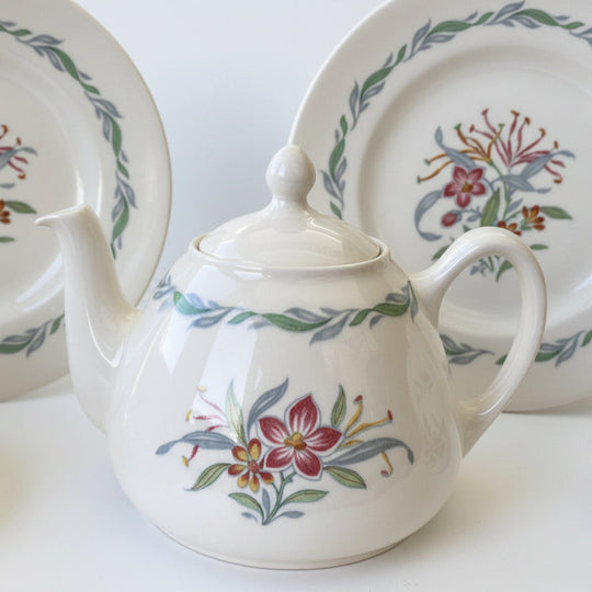 Royal Doulton "Fairfield (D6339)"