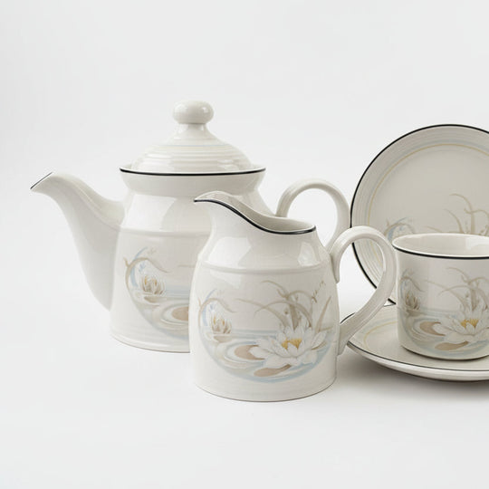 Royal Doulton "Hampstead {LS1053)"