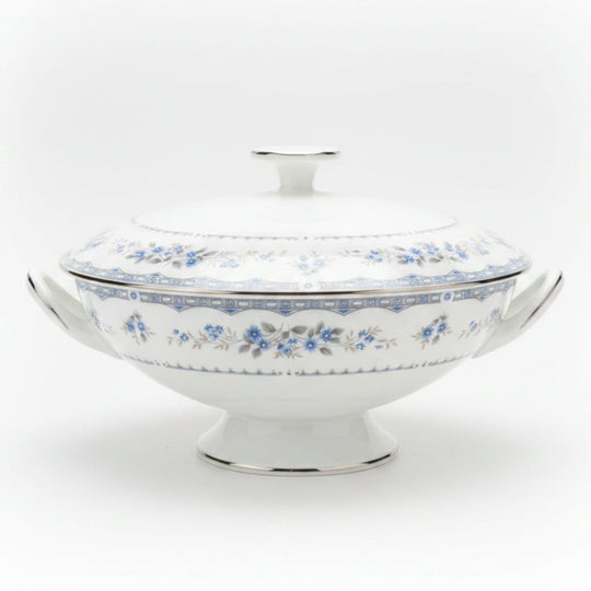 Wedgwood "Gardenia"