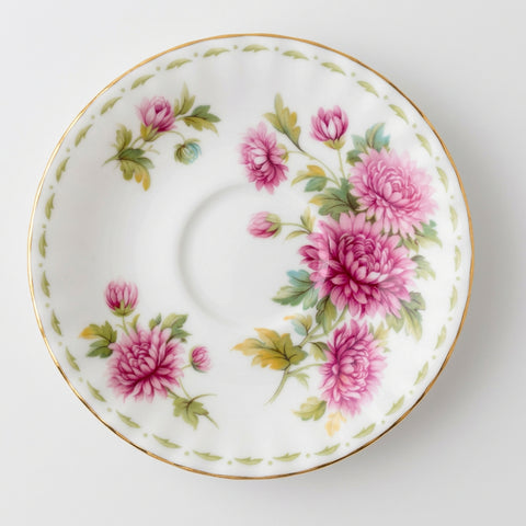 Royal Albert Flower of the Month Tea Saucer - Chrysanthemum (Nov)