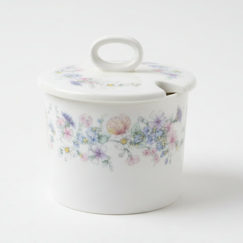 Wedgwood Angela Plain Lidded Sugar Bowl