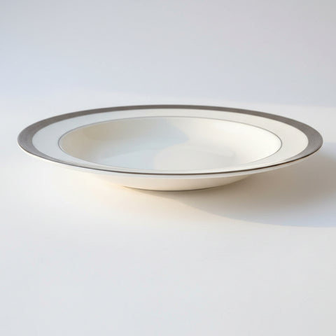 Wedgwood Metropolis 9" Rimmed Bowl