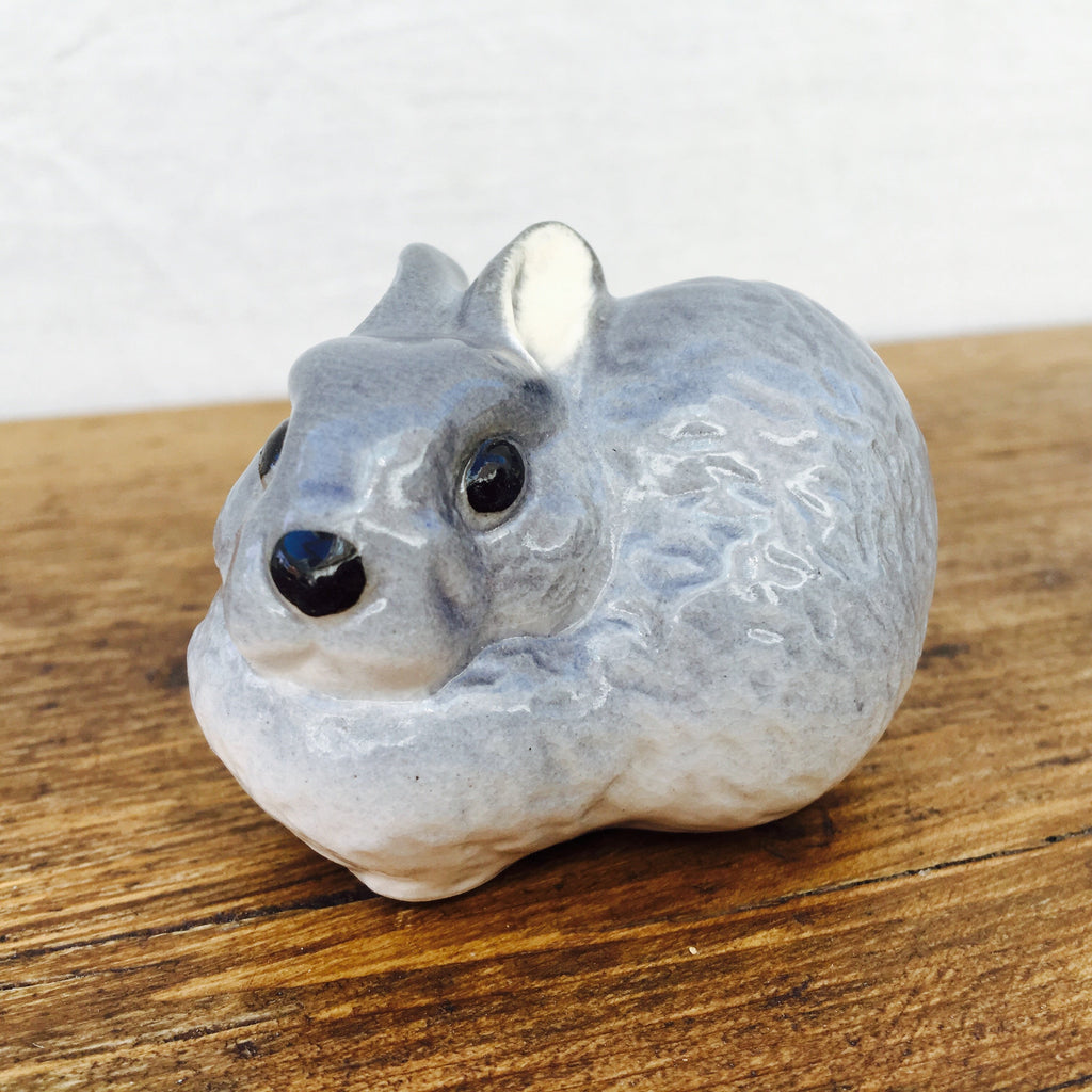 Lomonosov Grey Rabbit, USSR Backstamp – MrPottery