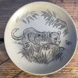 Poole Pottery „Steinzeug-Teller (5 Zoll/klein)“ – Löwenjunges
