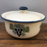 Poole Pottery Vineyard Casserole, 2.25 Pints